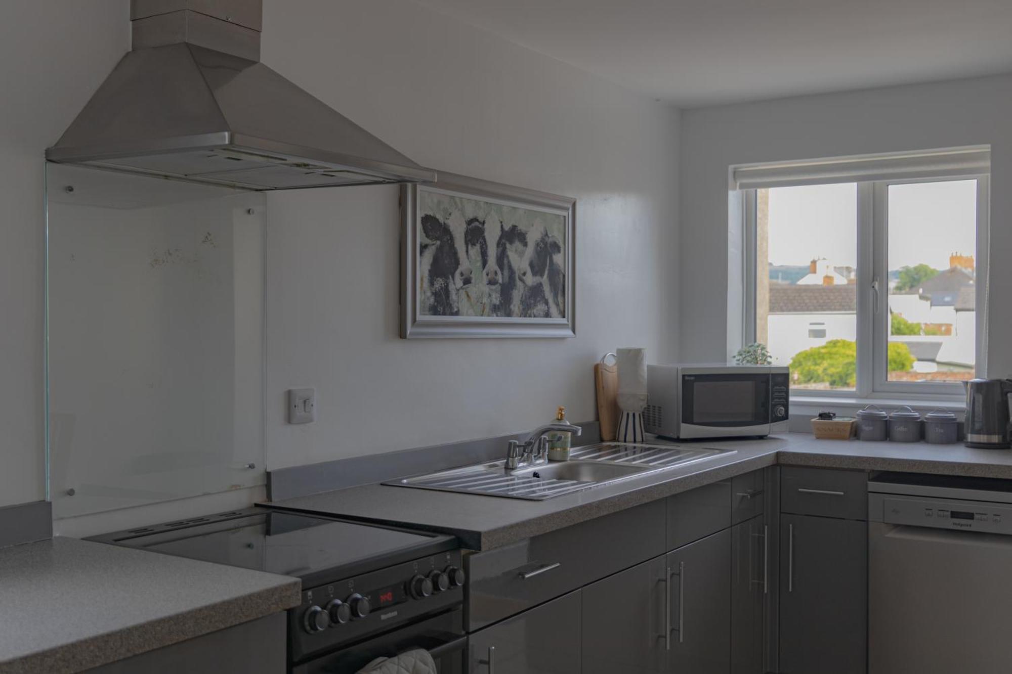 צ'לטנהם Fabulous, Vibrant, Town House, Central Bath Road מראה חיצוני תמונה